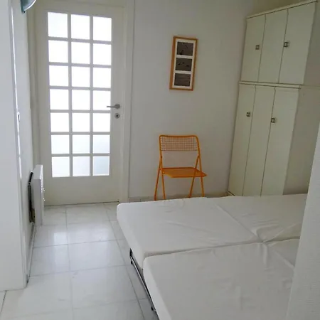아파트 In With Sea Views, Cleaning Included 니우포르트
