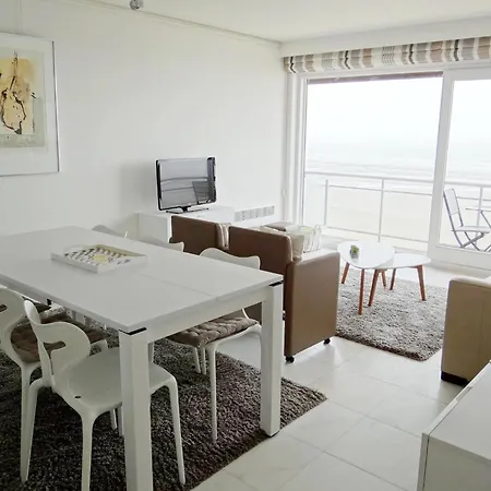 Apartment In With Sea Views, Cleaning Included